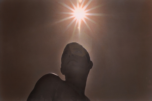 sun_in_my_eyes_self_portrait sun_in_my_eyes_self_portrait