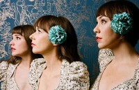 normal_The_Living_Sisters