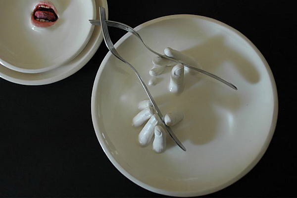 feeding1 EscapeIntoLife_RonitBaranga4
