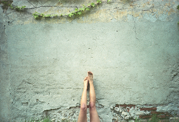 Luca Bartolato legs EscapeIntoLife-Luca-Bartolato-9