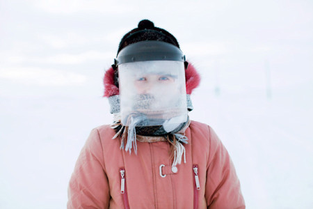Evgenia Arbugaeva, A-child-with-a-snowblocker-schlem